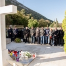 Polaganjem vijenaca i paljenjem svijeća obilježen blagdan Svi svetih