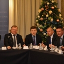  Predsjednik Vlade s čelnicima županija, gradova i općina.