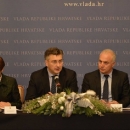  Predsjednik Vlade s čelnicima županija, gradova i općina.