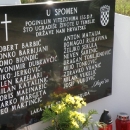 I u Zalužnici položeni vijenci i zapaljene svijeće 