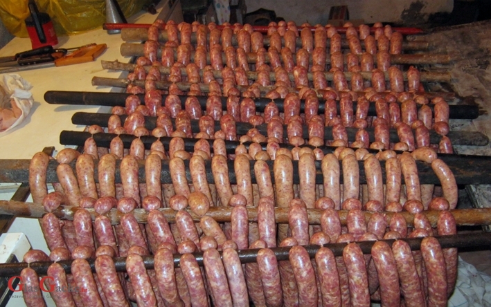 Zdipili suhomesnate proizvode