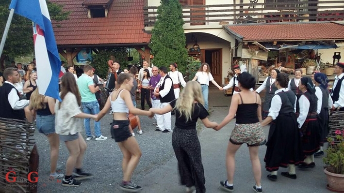 Kako Kuterevci uče Engleze
