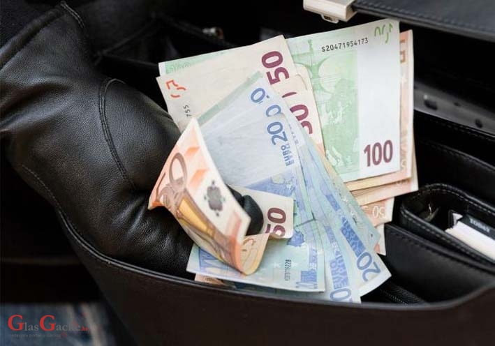 Krađe i prometne ...