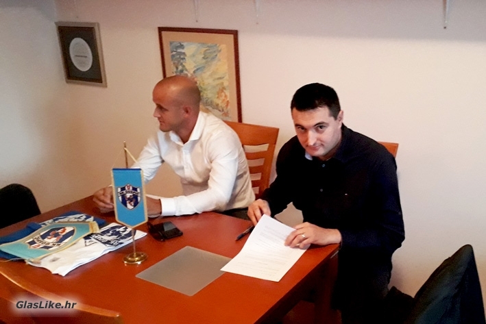 I Calcit sponzor Rukometnog kluba Gospić