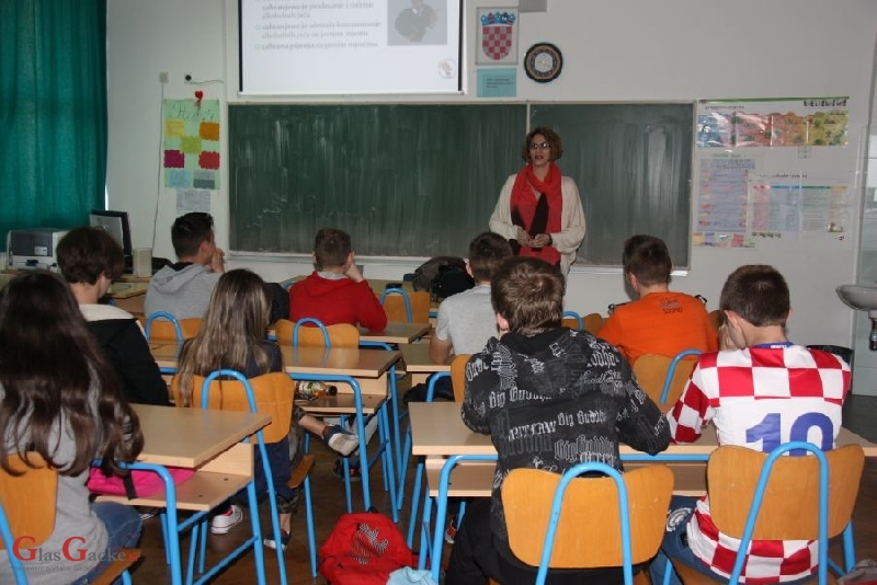 Održana edukativna predavanja u pet škola