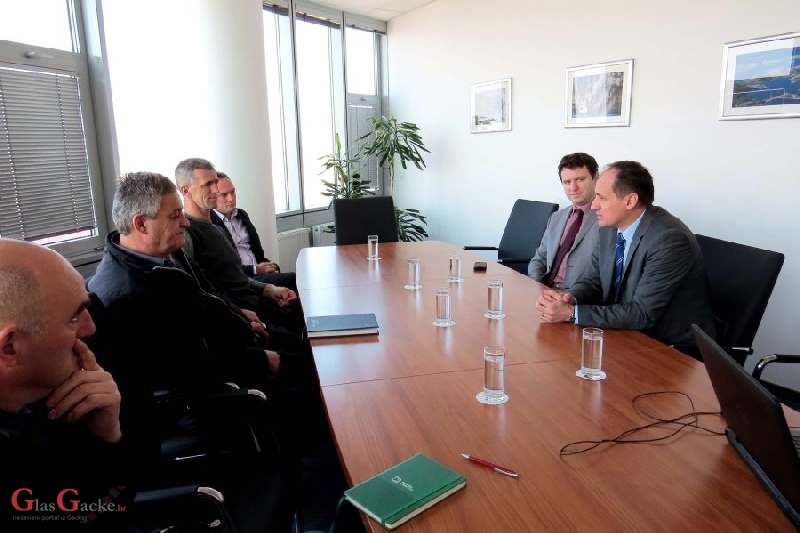 Ministar Dobrović s predstavnicima braniteljskih udruga o problematici u NP Plitvička jezera