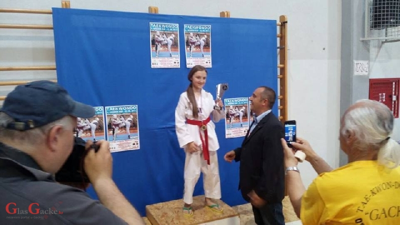 3 zlatne medalje za TKD Brinje 