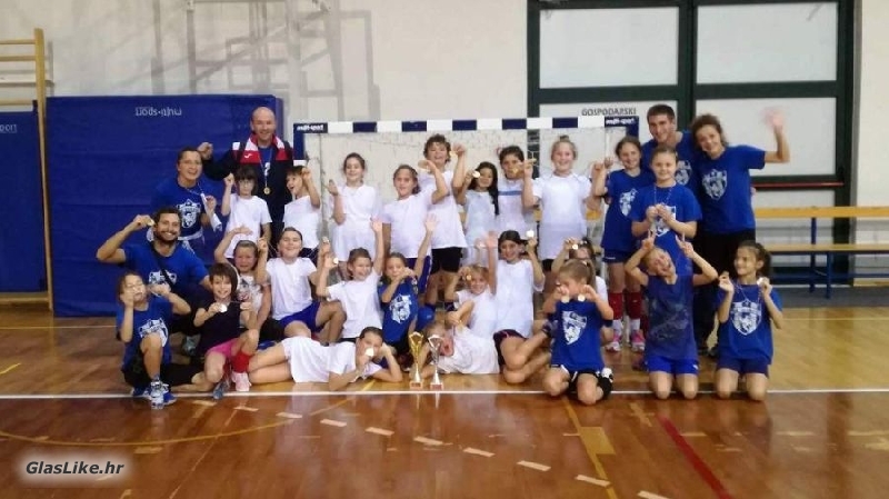 Nestvarni rezultati Gospićkih rukometaša na turniru u Opatiji 