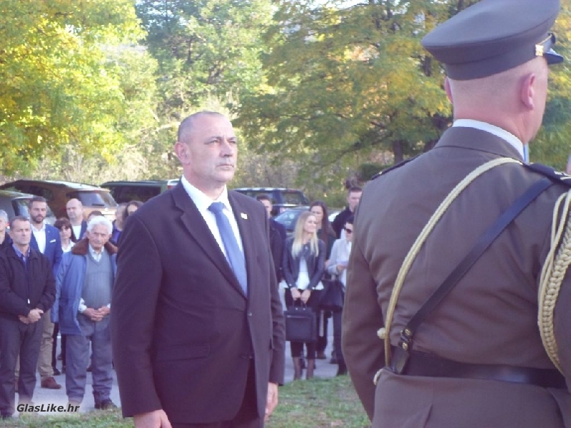 Medved poručio iz Široke kule: Srbija ne surađuje