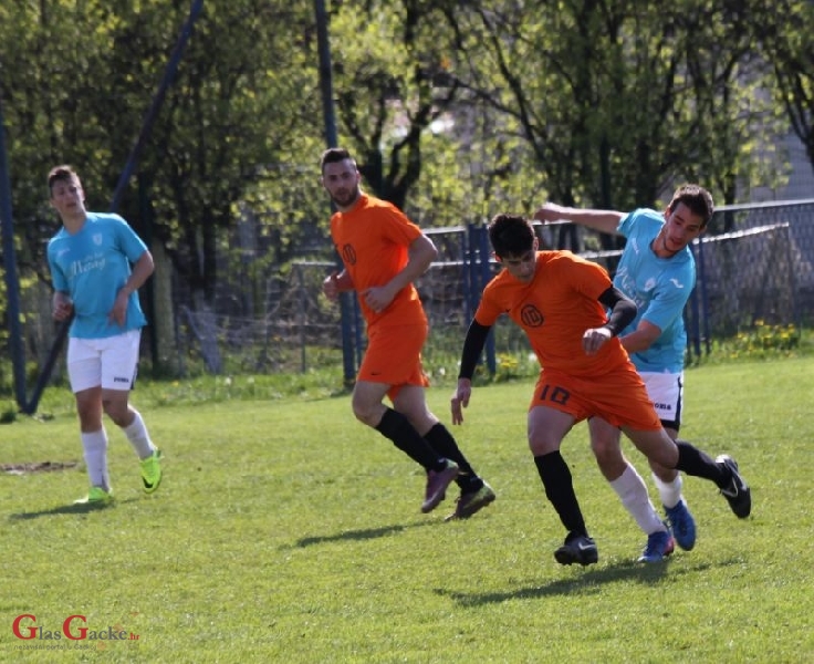 Juniori NK Otočac s 2:0 pobijedili NK Cres 