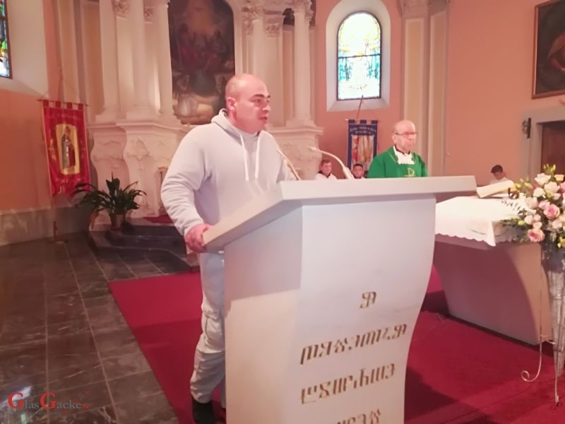 Članovi zajednice “Mondo nuovo” u Otočcu