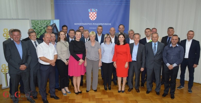 Vodovodu Brinje 3,5 milijuna kuna bespovratnih sredstava za izgradnju vodovoda Križ Kamenica -Vodoteč