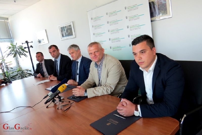Potpisan Sporazum o sanaciji i rekonstrukciji vodnih građevina unutar NP Plitvička jezera
