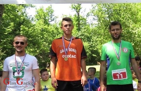 Dvaput pobijedio na Krosu Jasikovac