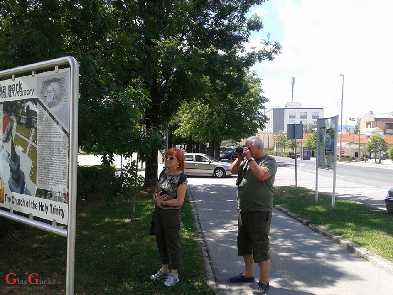 UsPUTne impresije o Gačanskom parku hrvatske memorije
