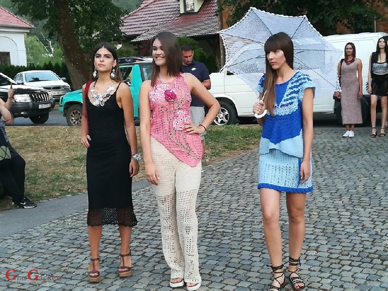 Etno modna revija unikata