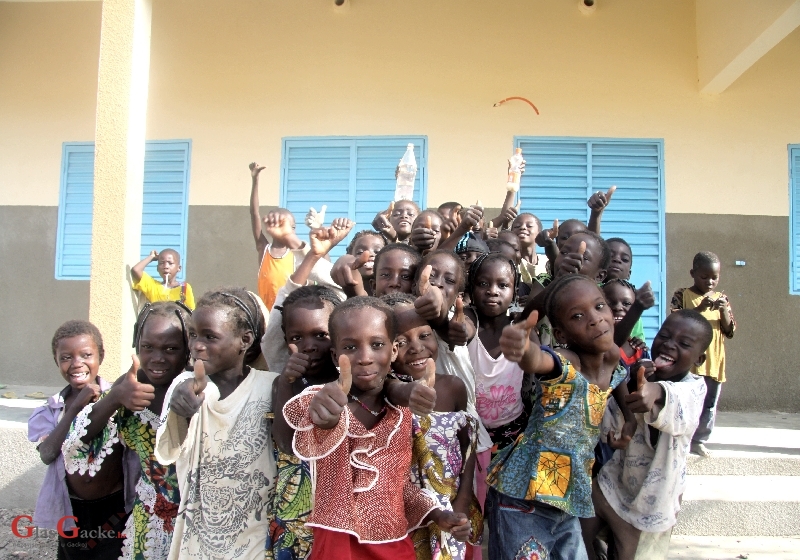 Otočki osnovnoškolci za školarce u Burkini Faso