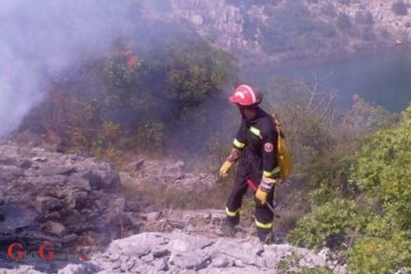 Tehničko veleučilište u Zagrebu dodjeljuje stipendije vatrogascima 