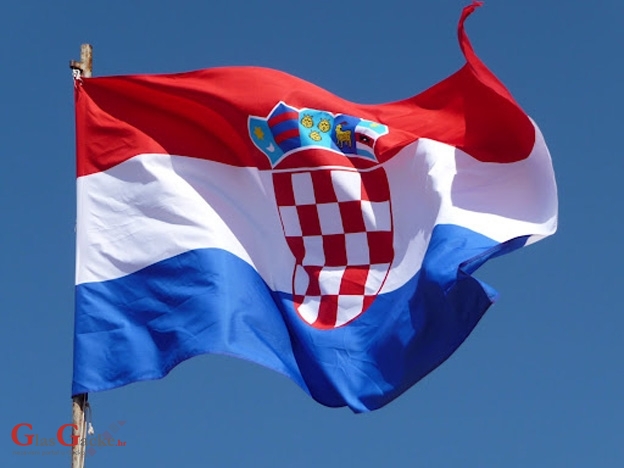 Čestitamo Dan državnosti !