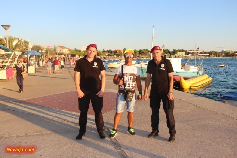 Ukrajinski policajci u Novalji Ukrajinski policajci u Novalji