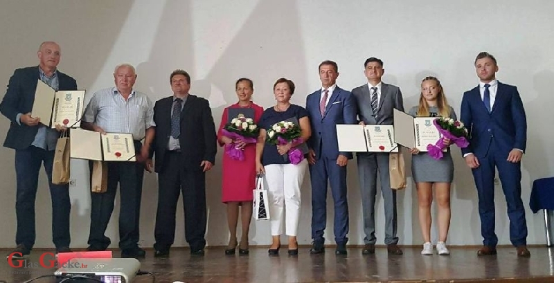 Dan Općine Brinje - uručena javna priznanja  Dan Općine Brinje - uručena javna priznanja
