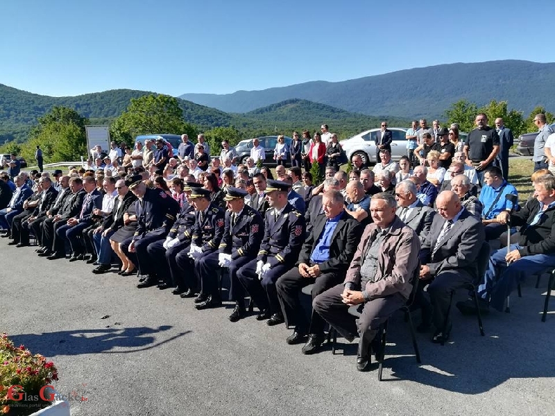 Obilježena 26. godišnjica pogibije 4 policajca u Žutoj Lokvi Obilježena 26. godišnjica pogibije 4 policajca u Žutoj Lokvi