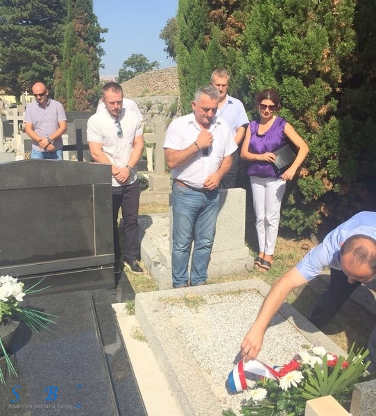 Gradske delegacije odale počast Hrvatskim braniteljima Gradske delegacije odale počast Hrvatskim braniteljima