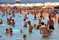 Turistički rezultati Ličko-senjske županije u prvoj polovici godine Turistički rezultati Ličko-senjske županije u prvoj polovici godine