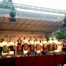 FD Otočac izvelo ivanjske običaje u Gackoj
