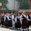 Evo i slik s parade prije smotre folklora u Otošcu