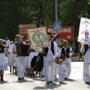 Evo i slik s parade prije smotre folklora u Otošcu