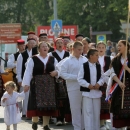 Evo i slik s parade prije smotre folklora u Otošcu