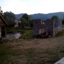 Umijesiti kruh, ispeći kukuruz, piti vodu s vrila, zaliti cvijeće...
