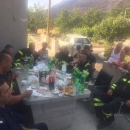 Ličko-senjski vatrogasci i drugu noć na požarištu u Splitu 