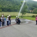 Vatrogasci DVD-a Otočac jučer u druženju s učenicima u Prozoru i Kompolju 