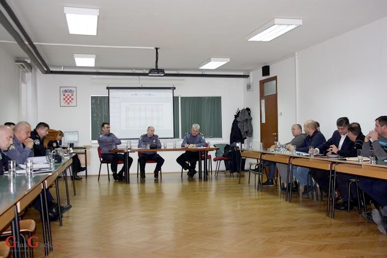 Stop prometnima nesrećama – odgovornost zajednice