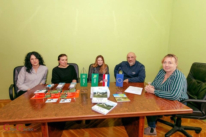 Potpora u monitoringu divljih životinja U NP Sjeverni Velebit