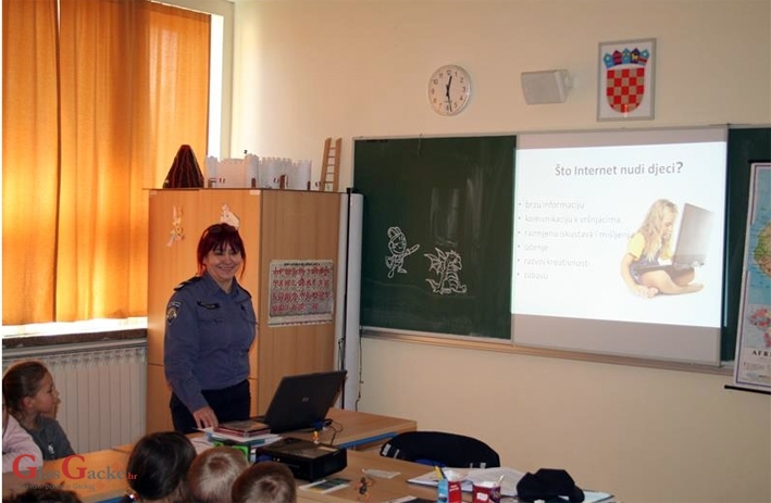 Edukacija učenika o sigurnom internetu