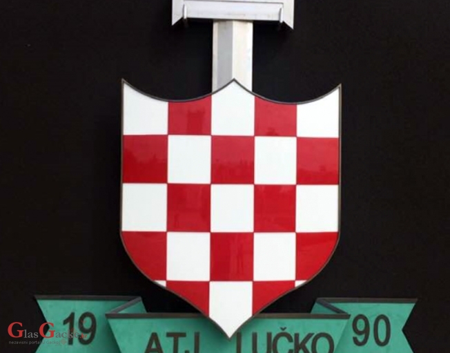 ATJ LUČKO: Nikada nećemo odustati od svoga grba, on je na našoj ratnoj zastavi! ATJ LUČKO: Nikada nećemo odustati od svoga grba, on je na našoj ratnoj zastavi!