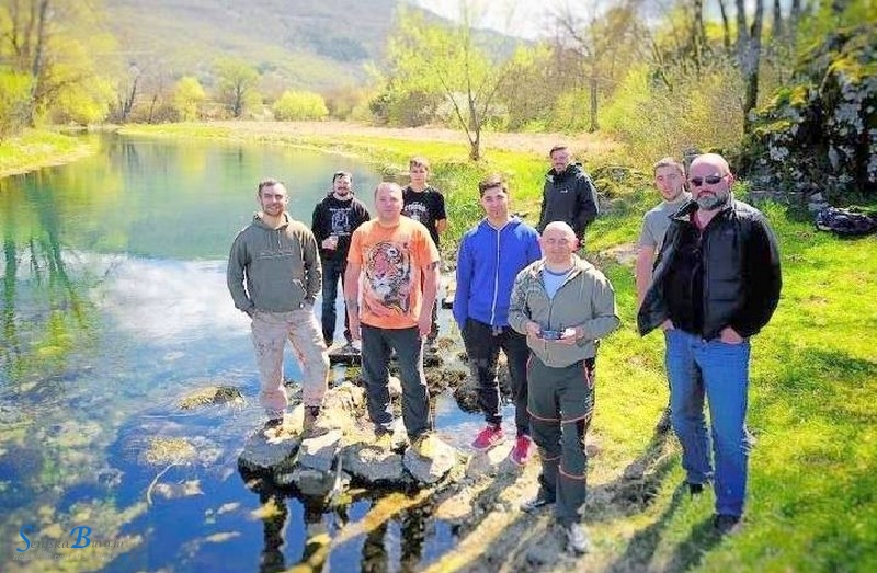 Foto Klub „Tražilo“ iz Senja i Foto Klub Otočac potpisali su sporazum o suradnji Foto Klub „Tražilo“ iz Senja i Foto Klub Otočac potpisali su sporazum o suradnji
