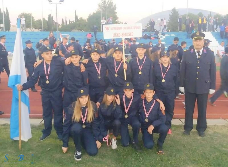 Senjani na 13. Državnom natjecanju za vatrogasnu mladež u Zadru branili boje grada Senjani na 13. Državnom natjecanju za vatrogasnu mladež u Zadru branili boje grada