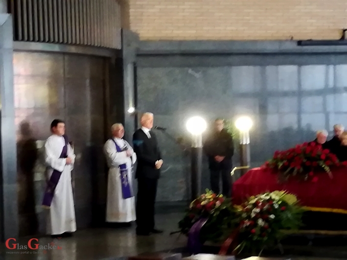 Na Moguševu pokopu veliki broj građana iz Ličko-senjske županije