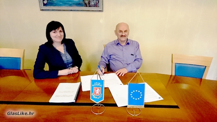U zagrljaju zdrave prehrane - potpisan ugovor s Gradom Gospićem