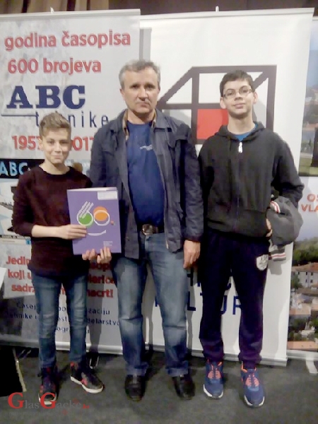 Otočkim robotičarima nagrada i na Tehničkoj kulturi u Poreču Otočkim robotičarima nagrada i na Tehničkoj kulturi u Poreču