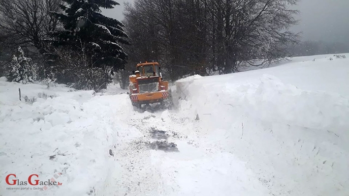 Hrvatske ceste pomogle Korenici u troškovima zimske službe