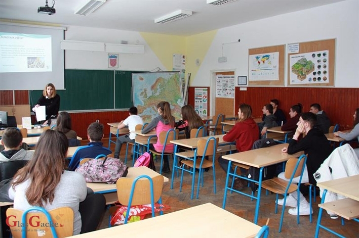 Završena predavanja o projektu - Zdrav za 5 Završena predavanja o projektu - Zdrav za 5