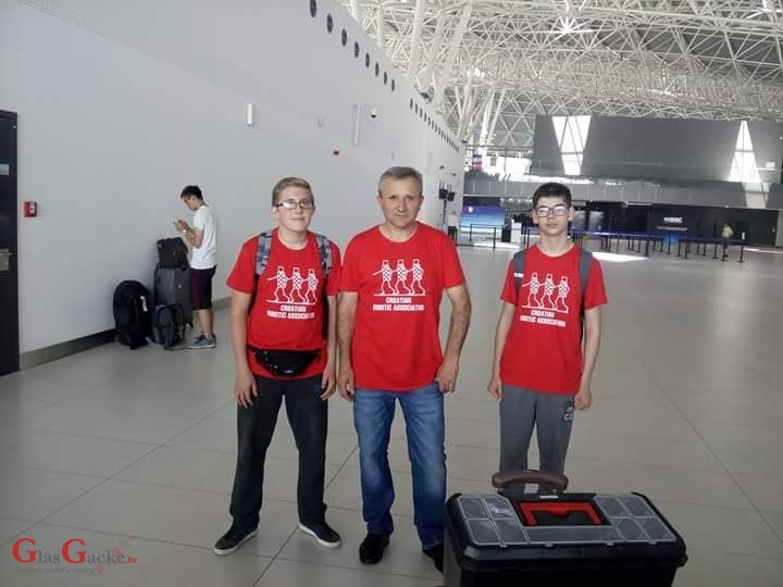 Odletješe mali Gačani na RoboCup u Montréal Odletješe mali Gačani na RoboCup u Montréal