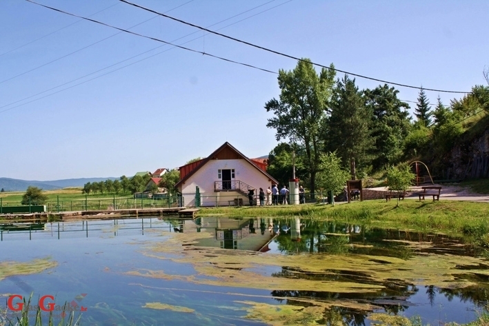 Paket vouchera u NP P. jezera povoljnim cijenama od 15. do 30. lipnja