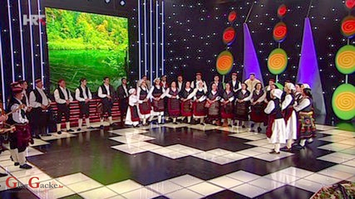 Kuterevcima kapa do poda za nastup na 19. smotri folklora u Otočcu