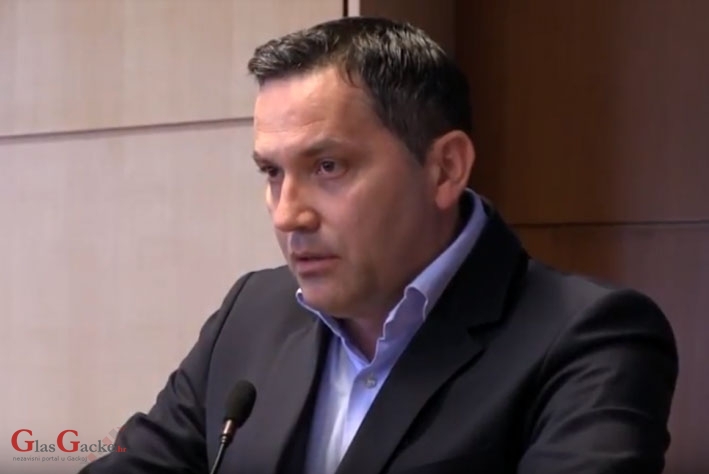 Ljuti lički HDZ-ovac poručio: ‘Milinoviću, odstupi!’ 